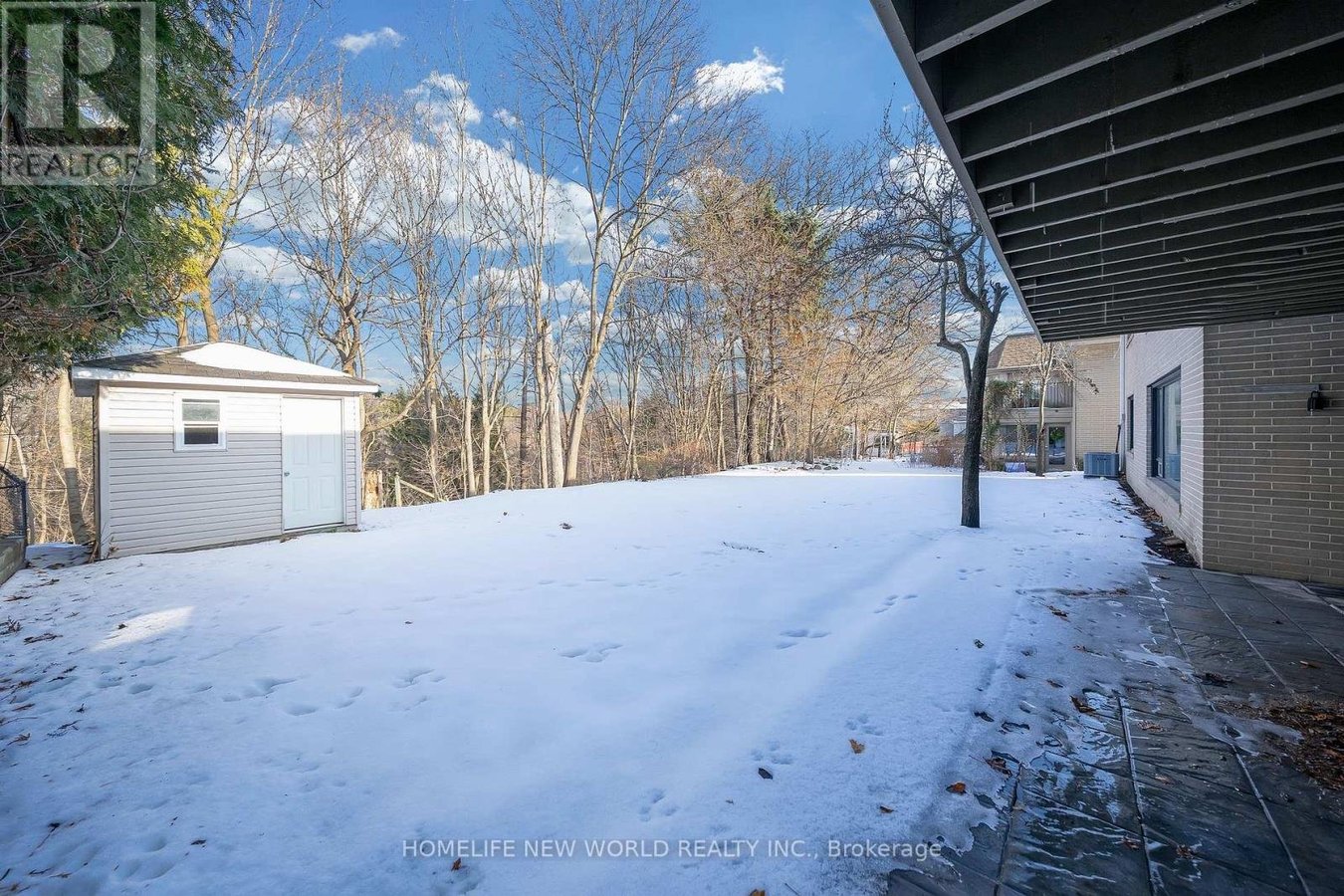 MAIN FLOOR - 129 BURBANK DRIVE - Photo 30