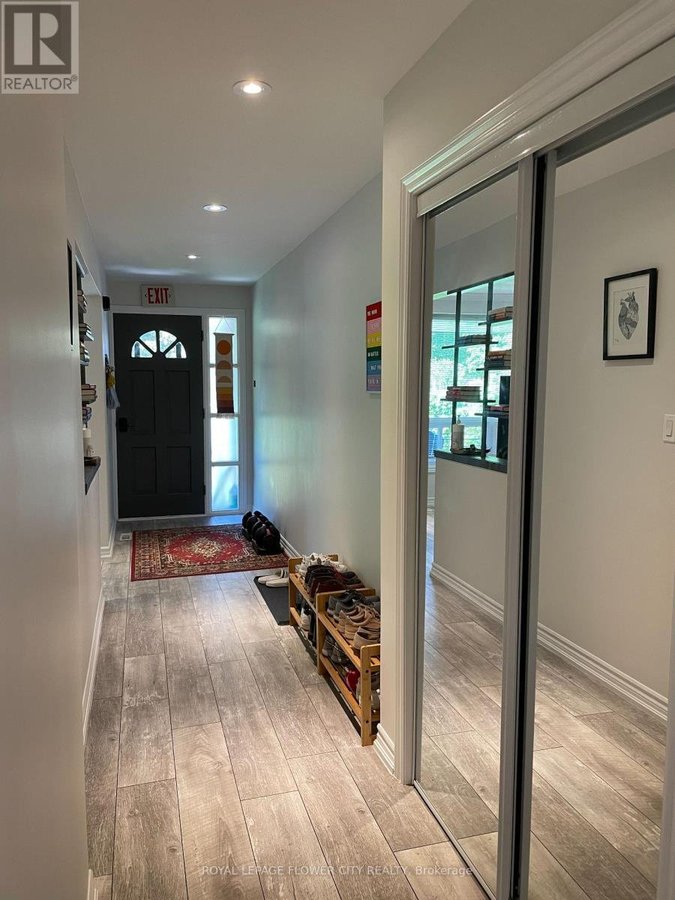 MAIN LEVEL - 62 EDMONTON ROAD - Photo 3