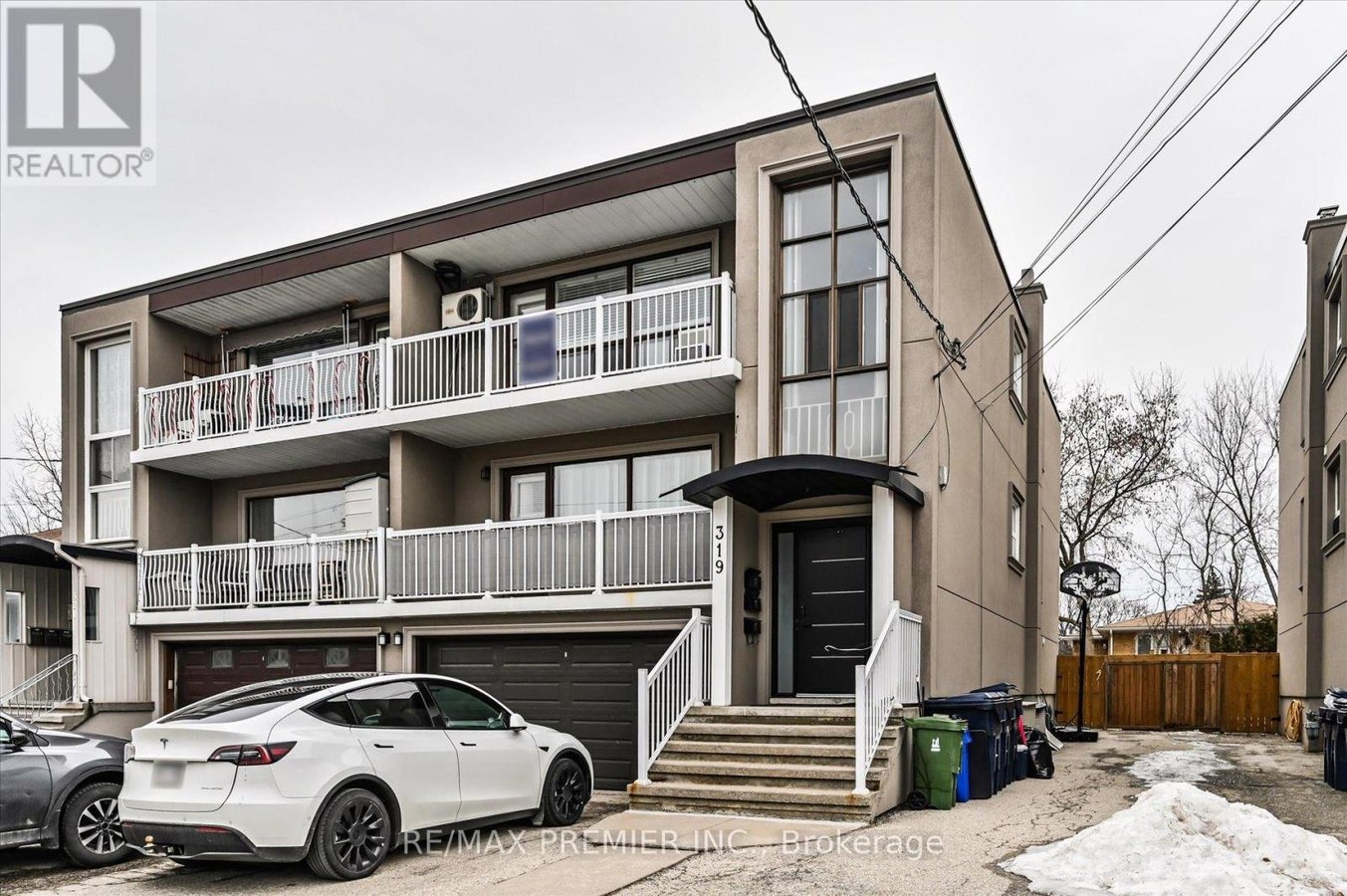 3 - 319 WILMINGTON AVENUE - Photo 1
