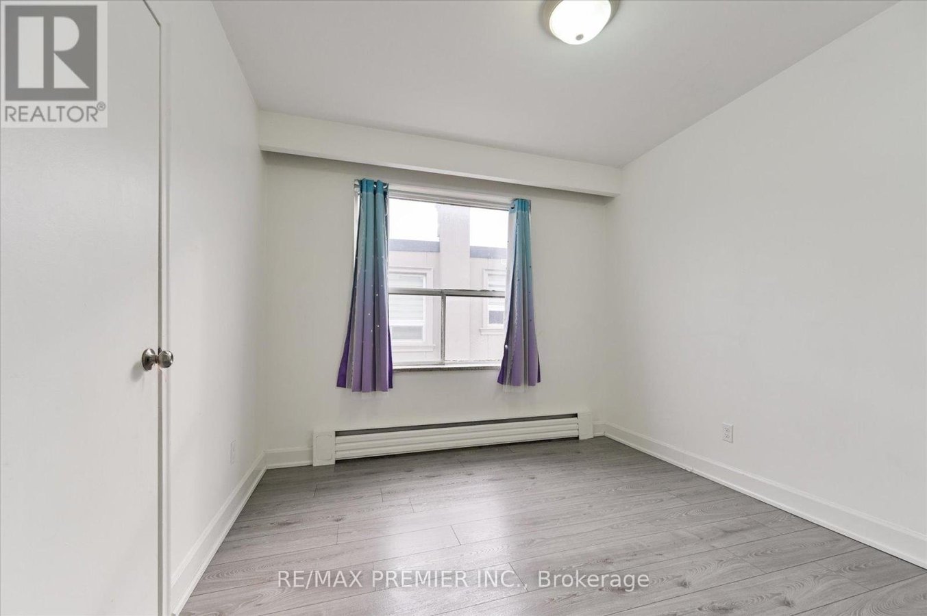 3 - 319 WILMINGTON AVENUE - Photo 13