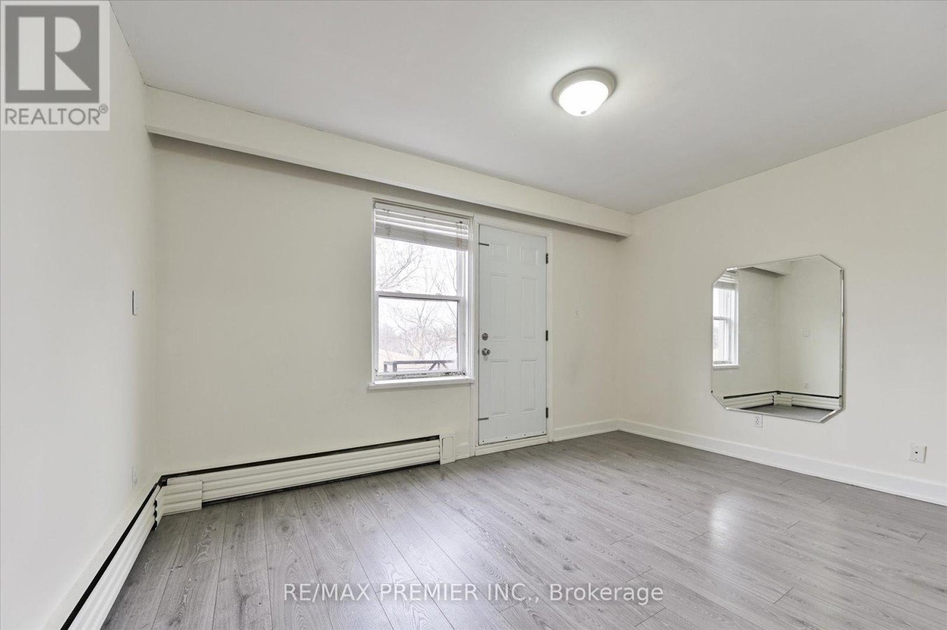 3 - 319 WILMINGTON AVENUE - Photo 15