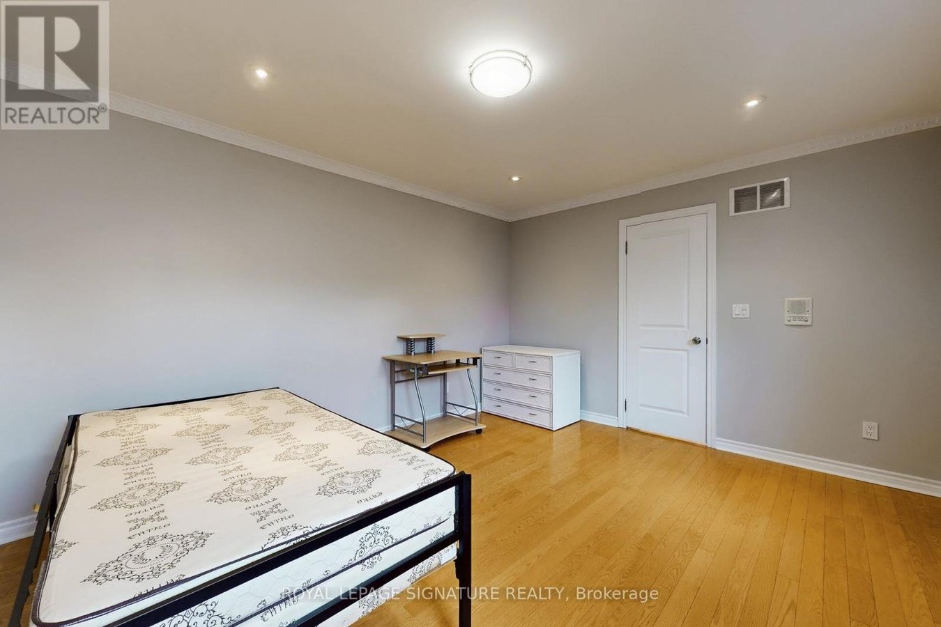 950 GREENWOOD AVENUE - Photo 24