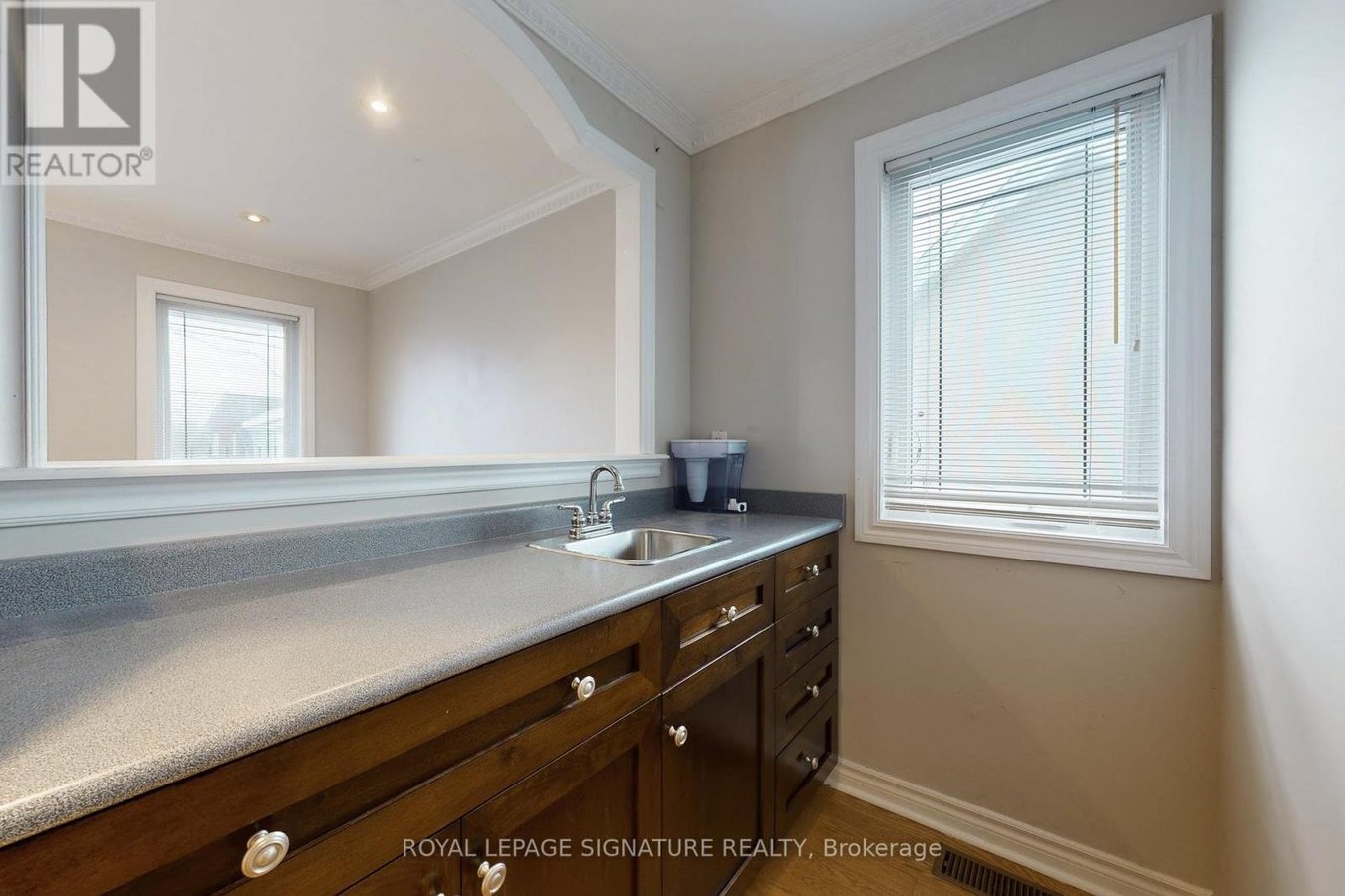 950 GREENWOOD AVENUE - Photo 29