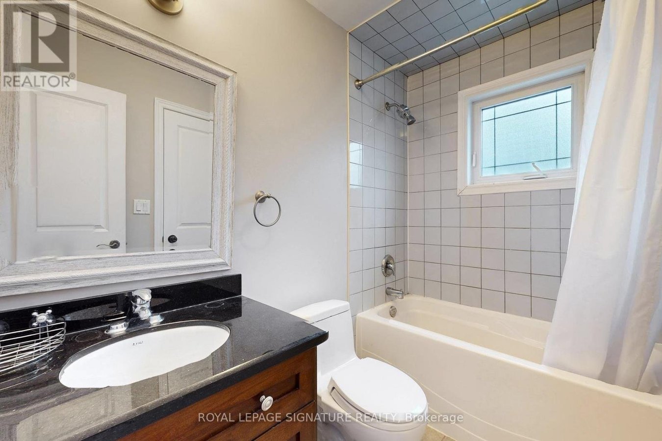 950 GREENWOOD AVENUE - Photo 31