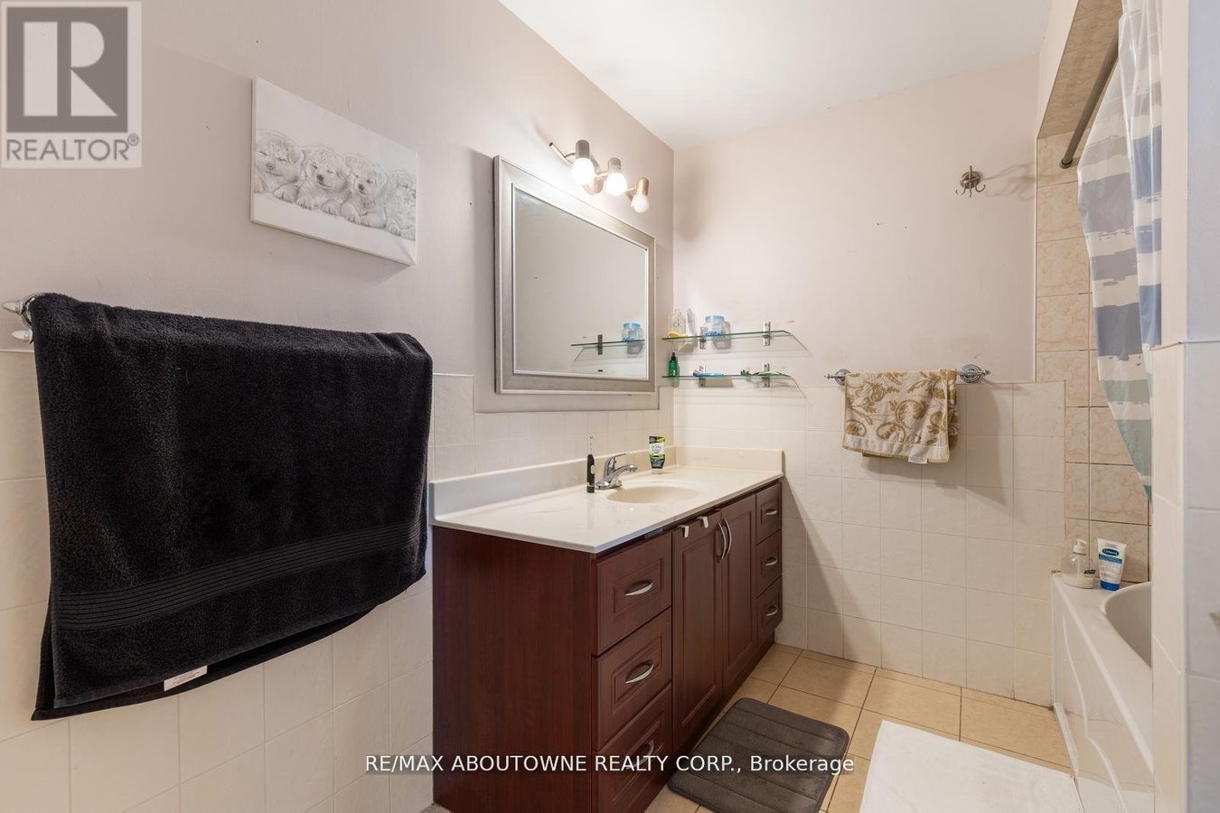 UPPER - 14 ANGUS DRIVE - Photo 17