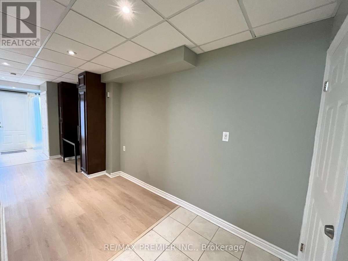 19 - 3055 FINCH AVENUE W - Photo 5