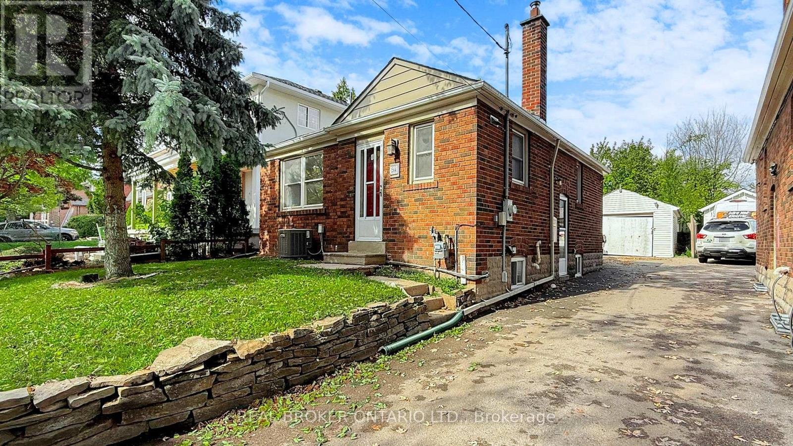 BSMT - 164 WILLIAM STREET - Photo 1