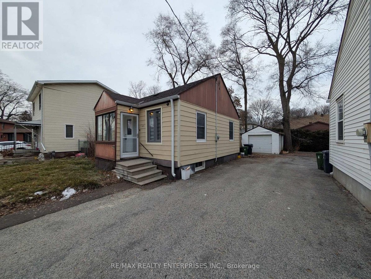 640 TRETHEWEY DRIVE - Photo 2