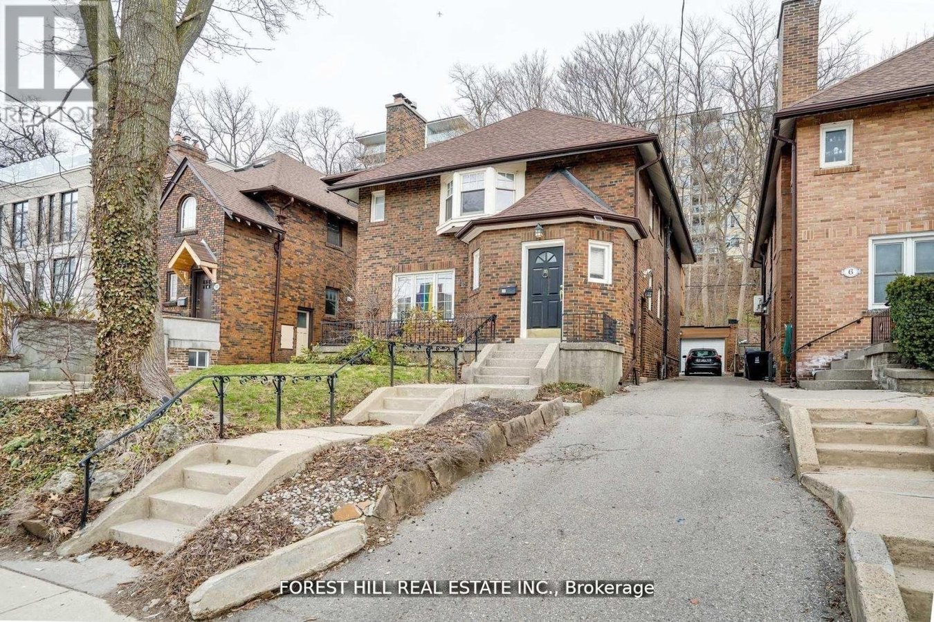 UPPER - 8 POPLAR PLAINS CRESCENT - Photo 2
