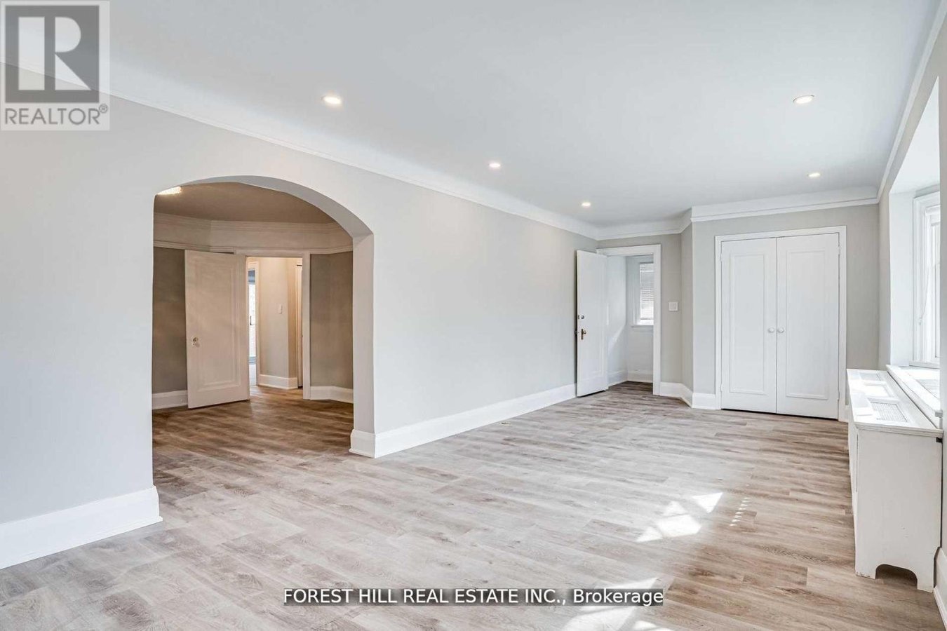 UPPER - 8 POPLAR PLAINS CRESCENT - Photo 8
