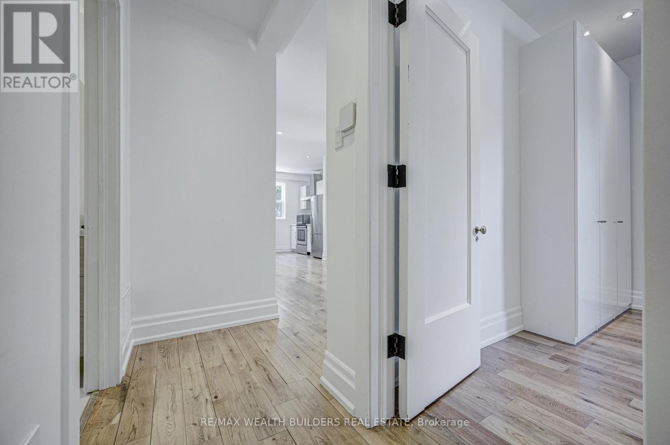 MAIN - 172 INDIAN ROAD CRESCENT - Photo 9