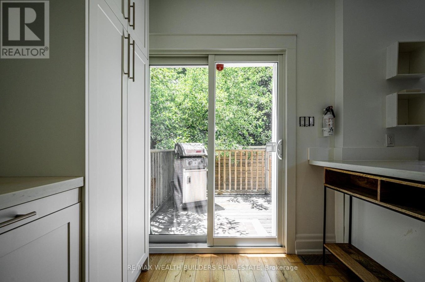MAIN - 172 INDIAN ROAD CRESCENT - Photo 16