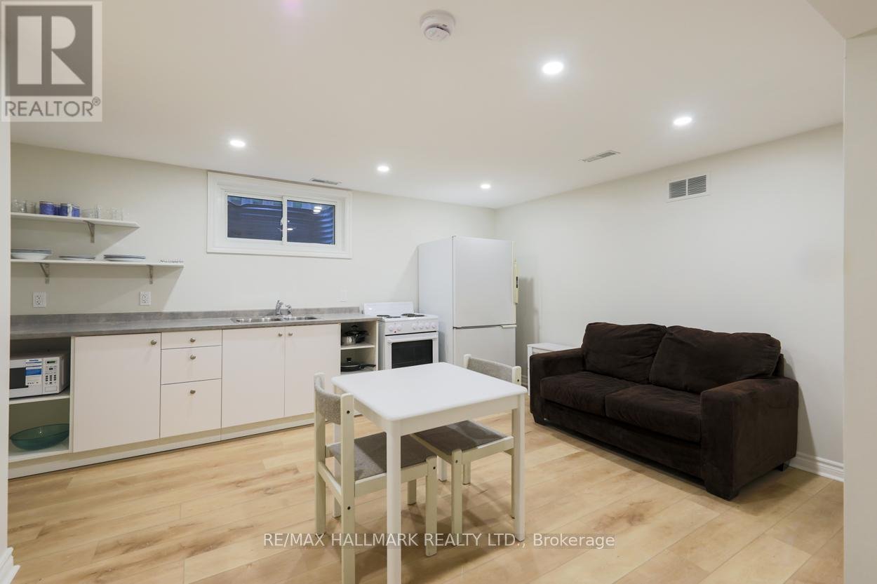 LOWER 1 - 3 MINORCA PLACE - Photo 6