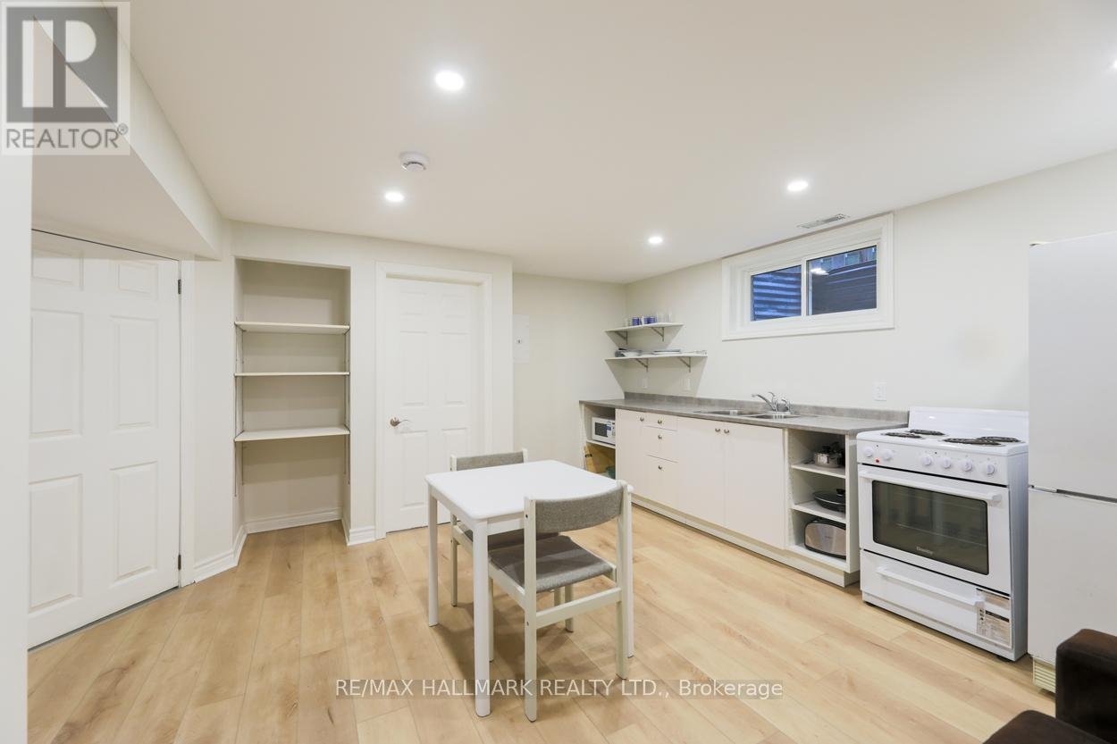 LOWER 1 - 3 MINORCA PLACE - Photo 9