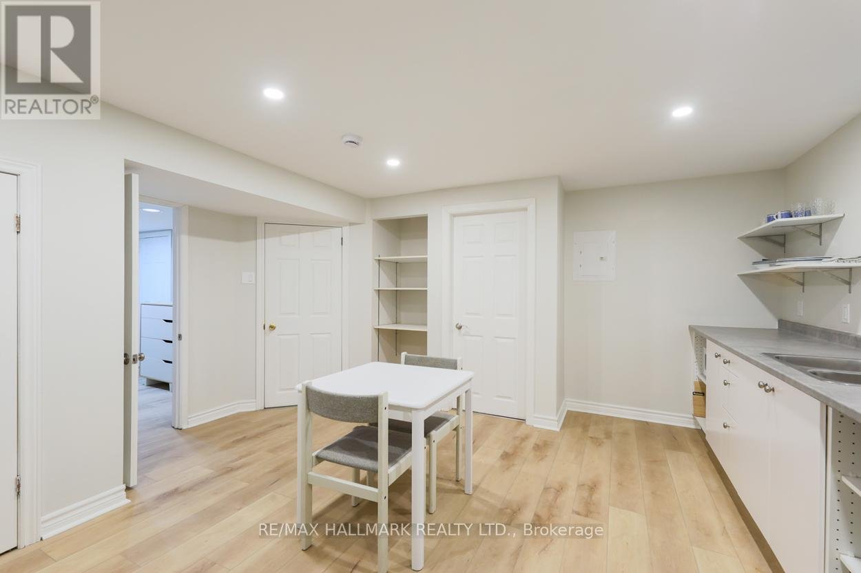 LOWER 1 - 3 MINORCA PLACE - Photo 10