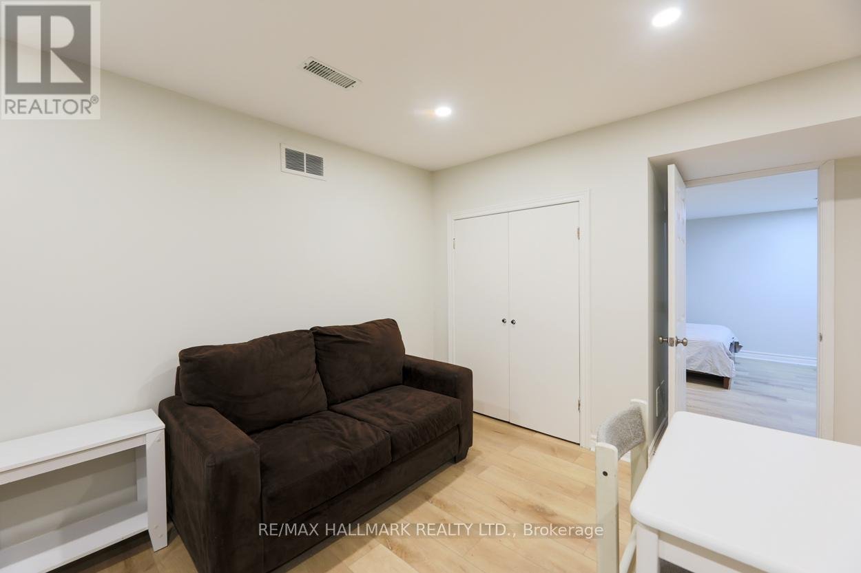 LOWER 1 - 3 MINORCA PLACE - Photo 12