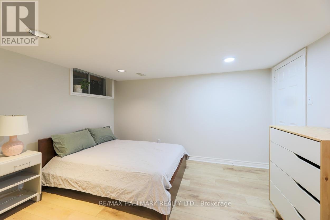 LOWER 1 - 3 MINORCA PLACE - Photo 14