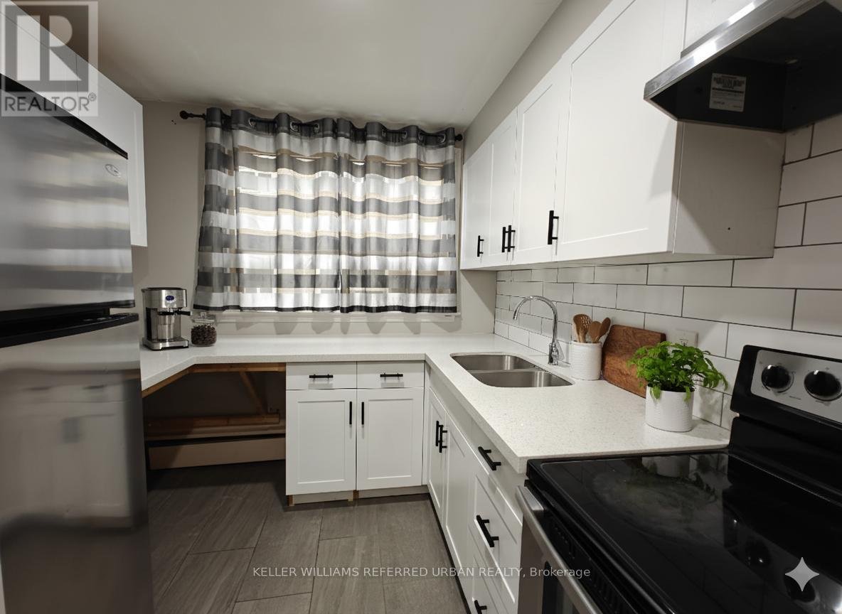 MAIN FL - 2979 LAWRENCE AVENUE E - Photo 2