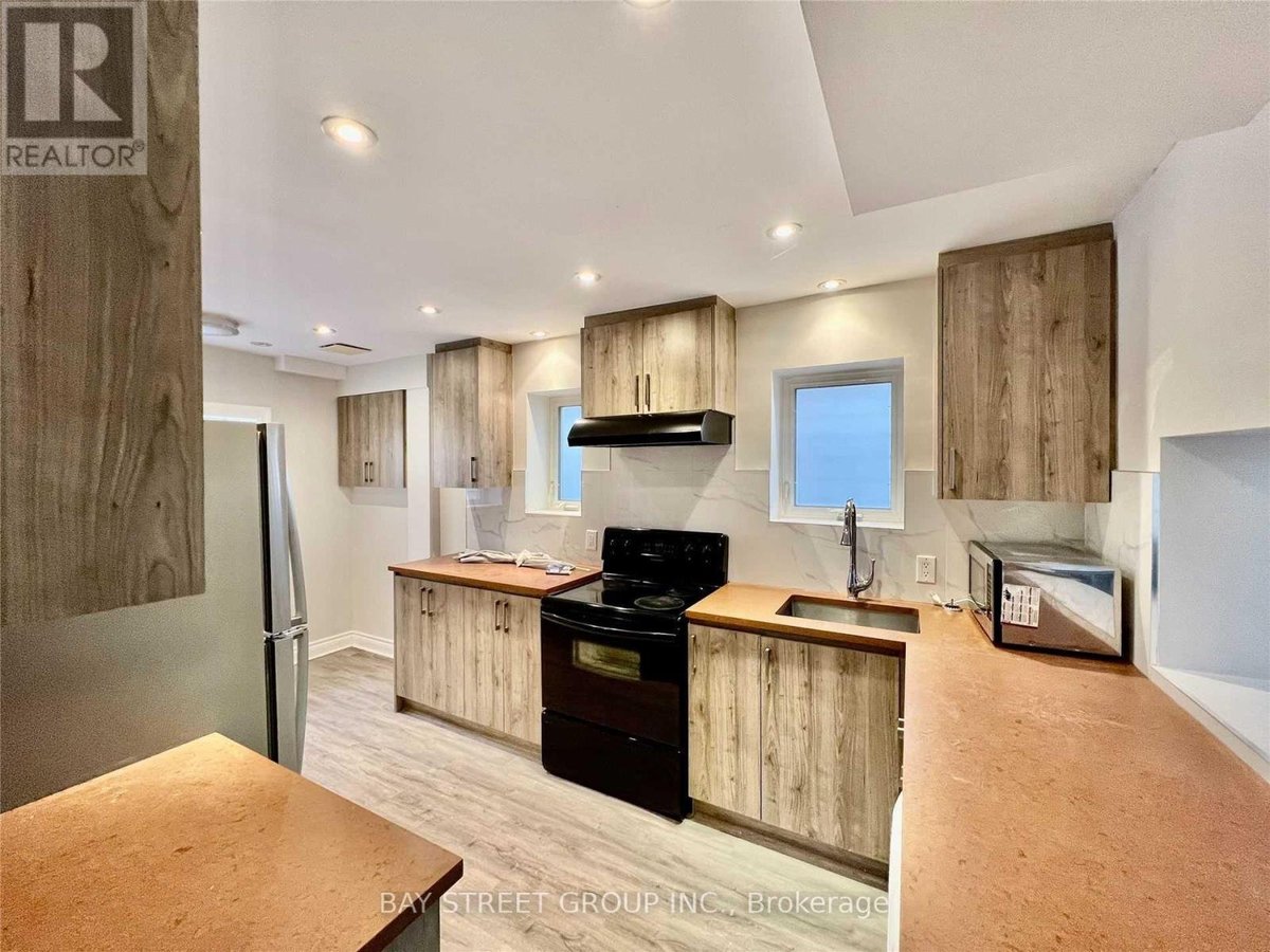 316 WILLOWDALE AVENUE - Photo 3