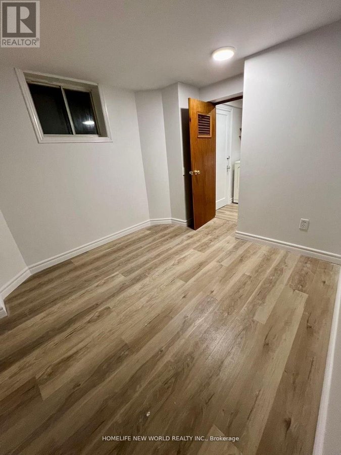BSM - 354 KANE AVENUE - Photo 8