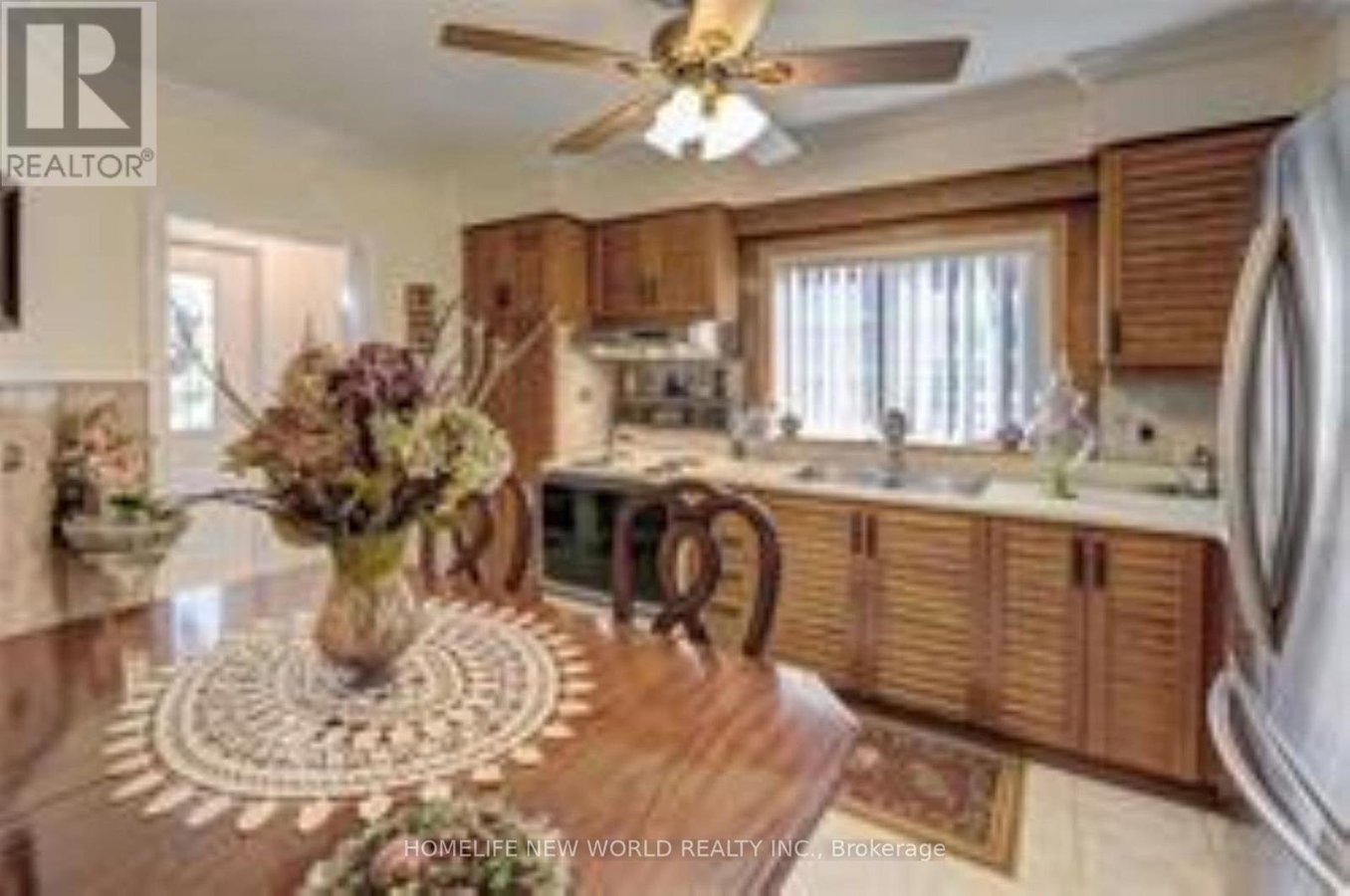 149 LAMBTON AVENUE - Photo 3
