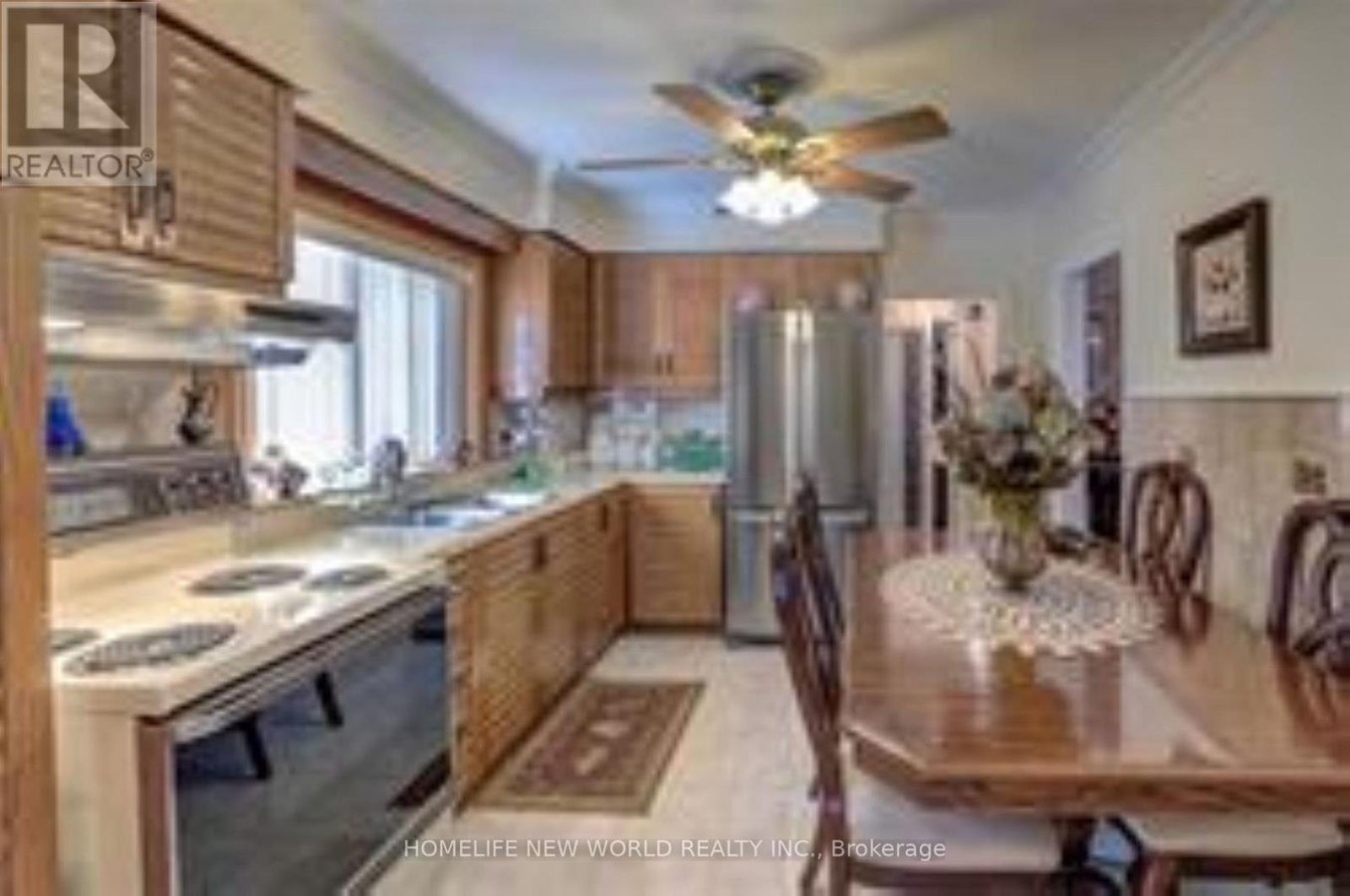 149 LAMBTON AVENUE - Photo 4