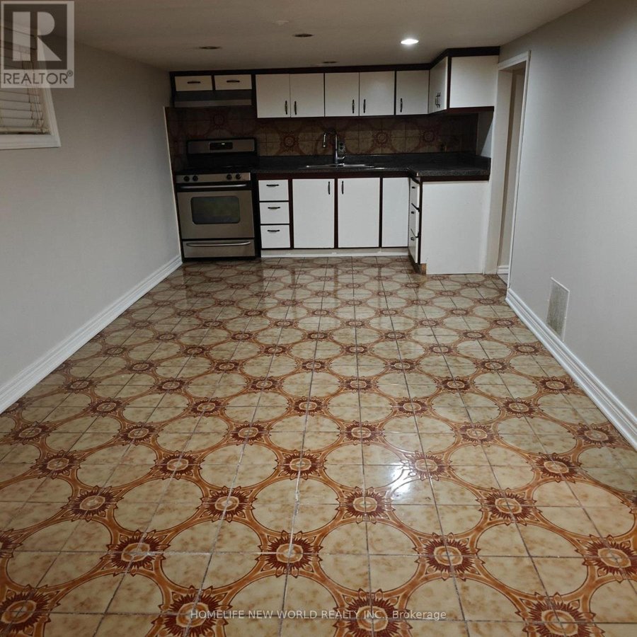 149 LAMBTON AVENUE - Photo 8