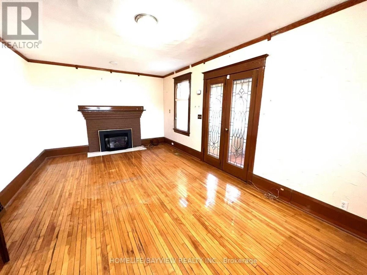 12 LOCKIE AVENUE - Photo 8