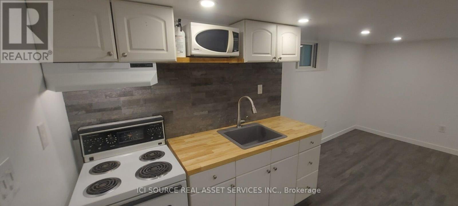 LOWER 1 - 74 BURNABY BOULEVARD - Photo 6