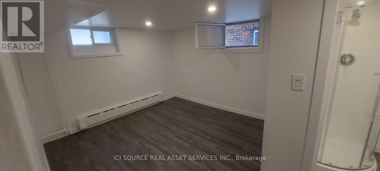 LOWER 1 - 74 BURNABY BOULEVARD - Photo 9