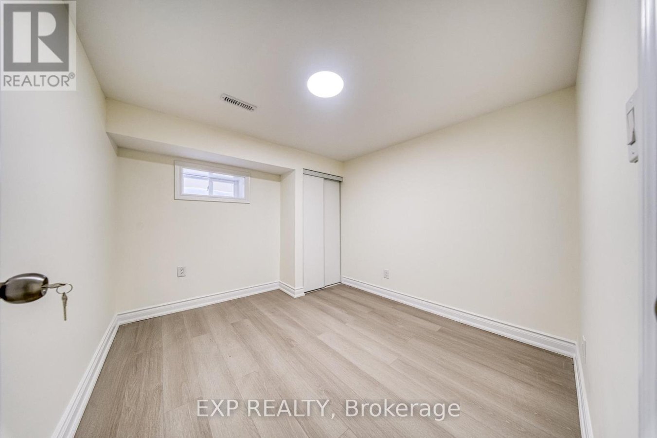 LOWER - 82A BIRCHMOUNT RD ROAD W - Photo 10