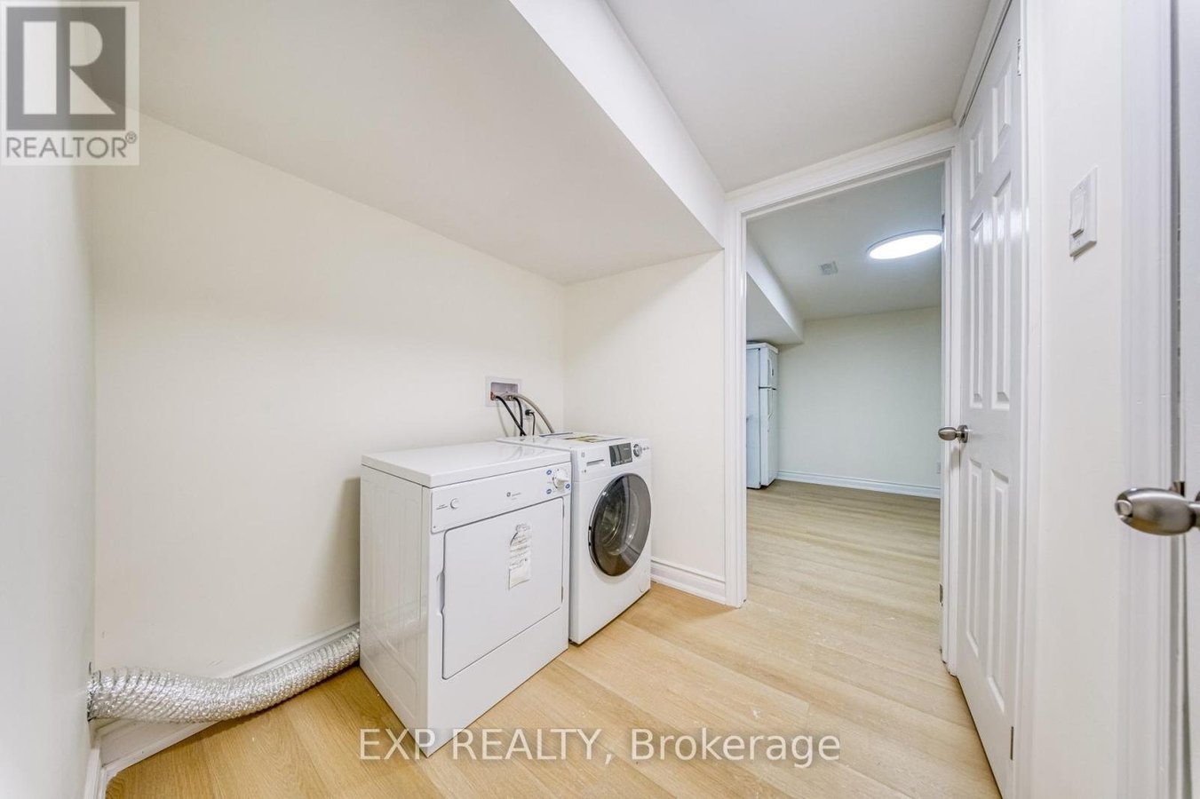 LOWER - 82A BIRCHMOUNT RD ROAD W - Photo 18