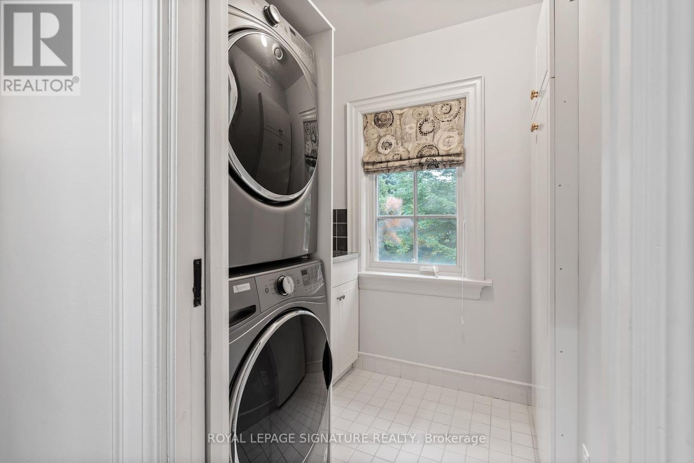 26 BUCKINGHAM AVENUE - Photo 18