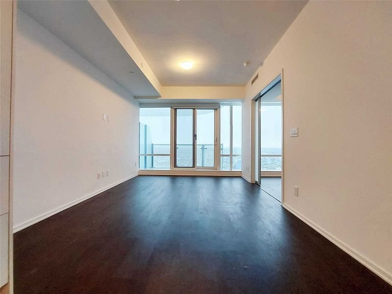 1 Bloor Street East - Photo 6