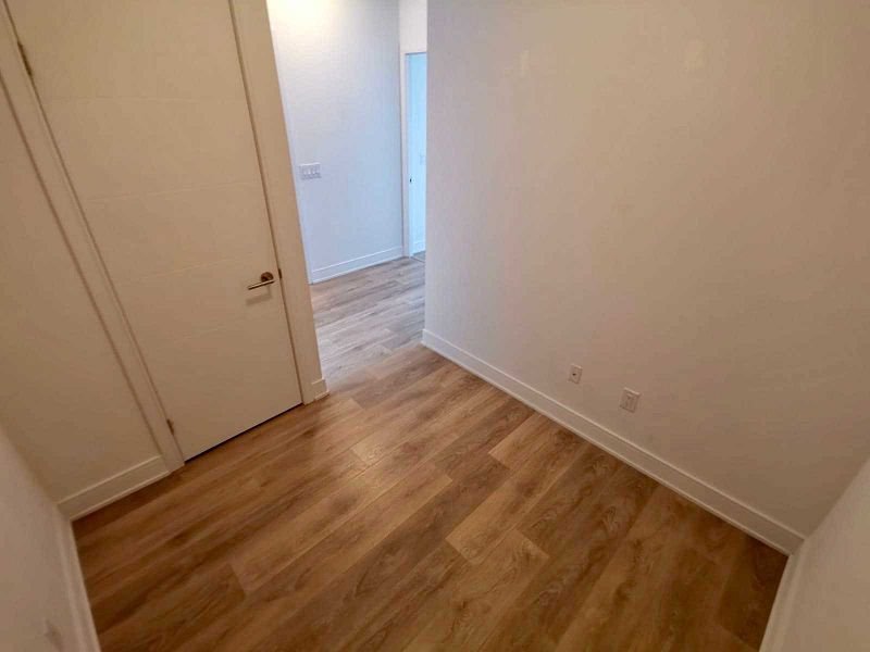 525 Adelaide Street West - Photo 11