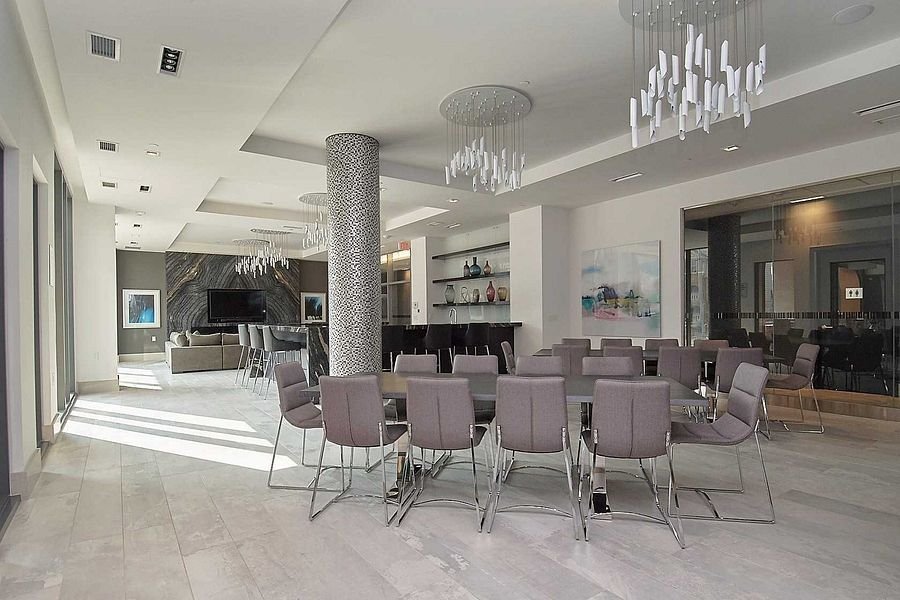 525 Adelaide Street West - Photo 12