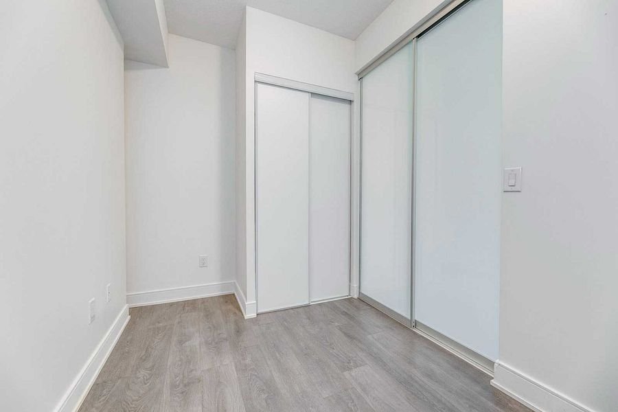 525 Adelaide Street West - Photo 19