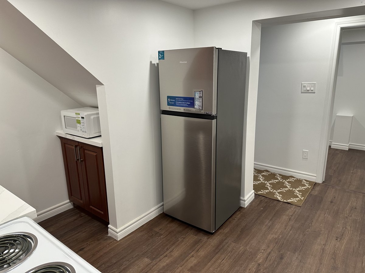 278 Shuter Street - Photo 2