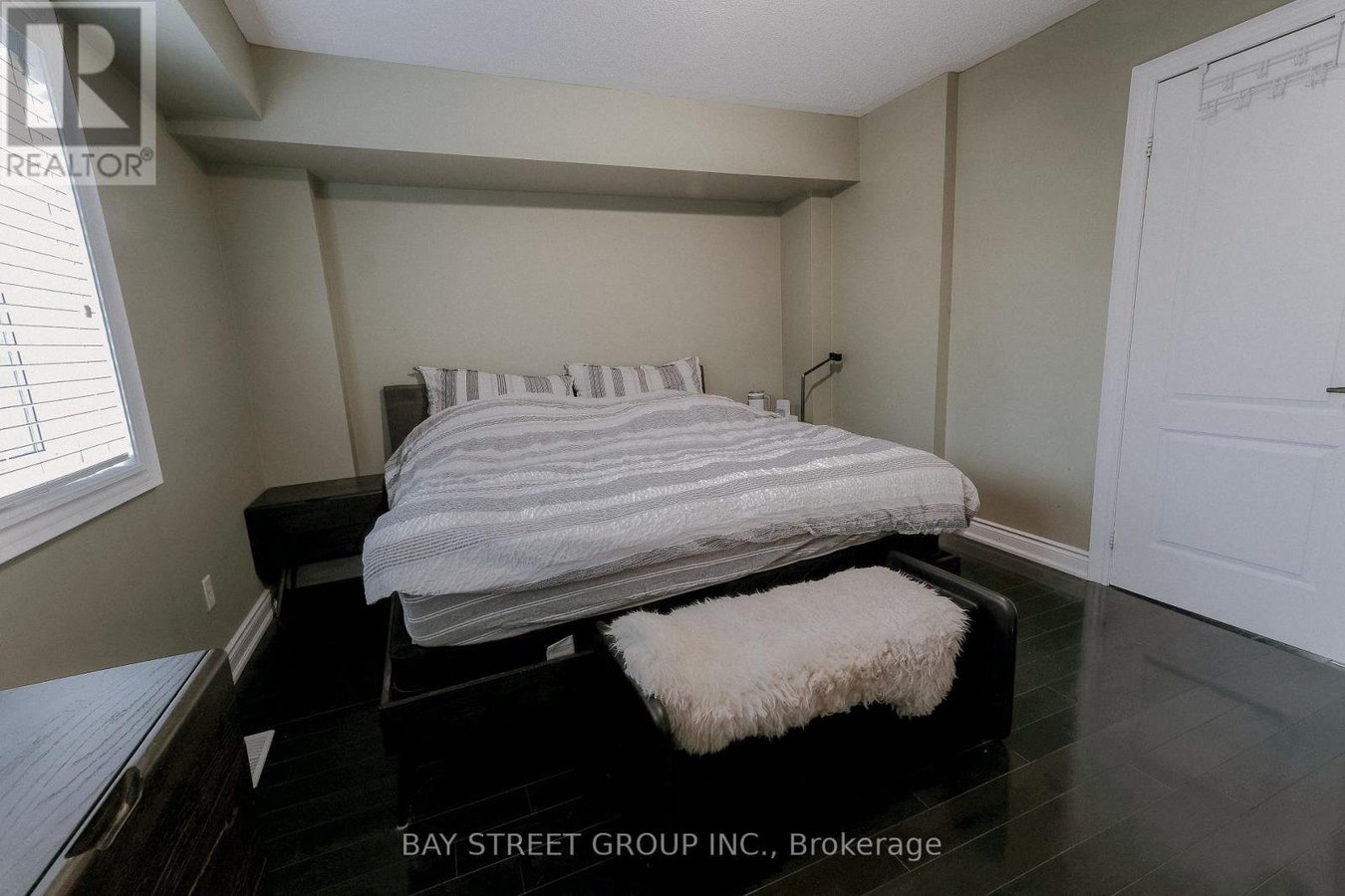 45 ROUTLIFFE LANE - Photo 6