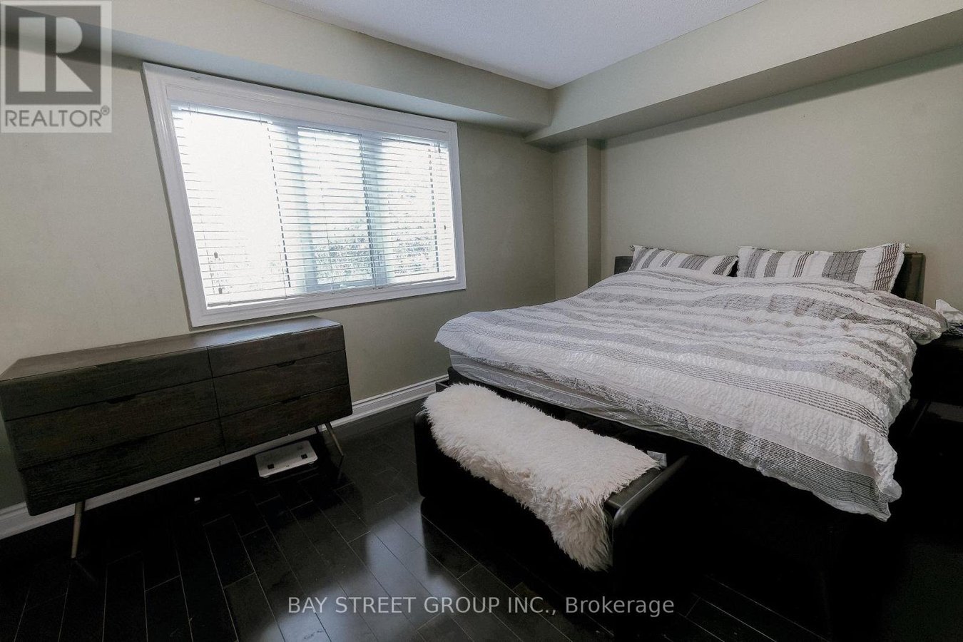 45 ROUTLIFFE LANE - Photo 7