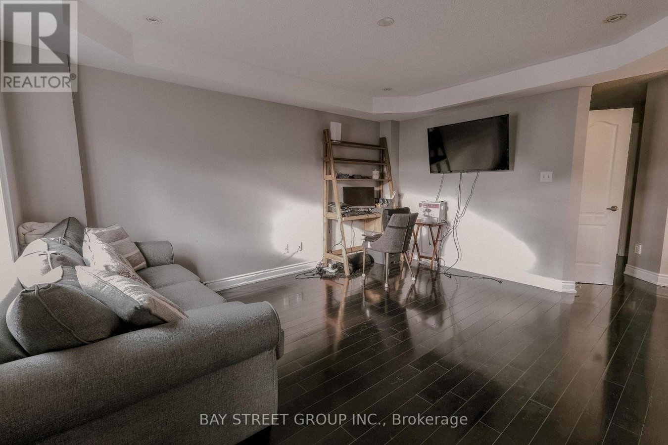 45 ROUTLIFFE LANE - Photo 10