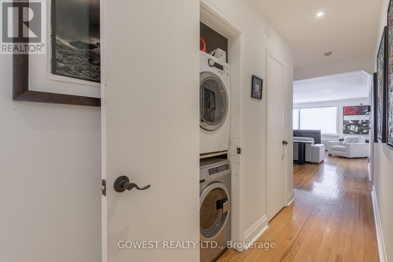 2 - 4613 DUNDAS STREET W - Photo 9