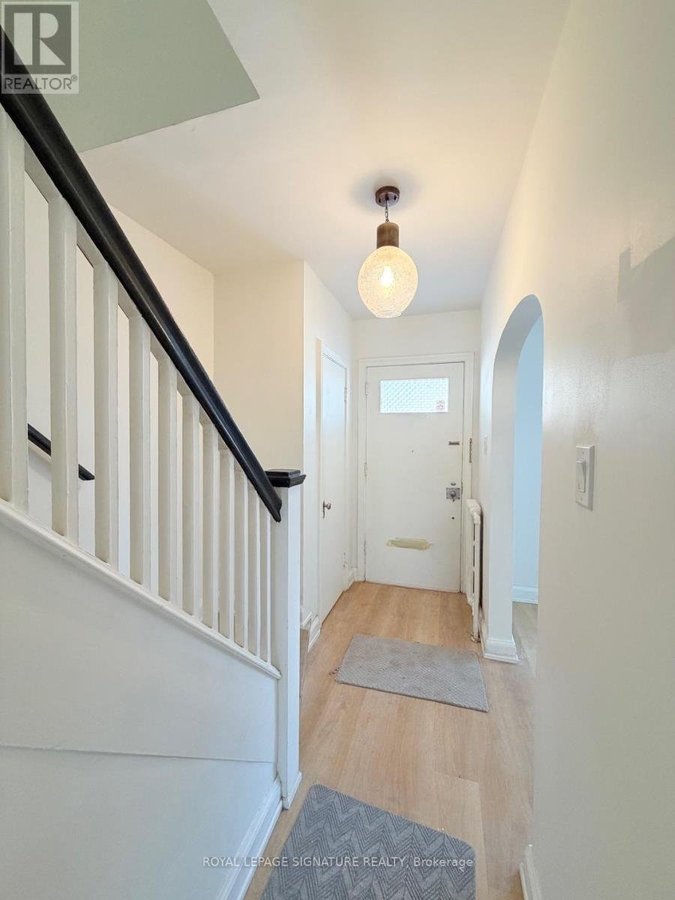8 BRIDGEVIEW ROAD - Photo 2