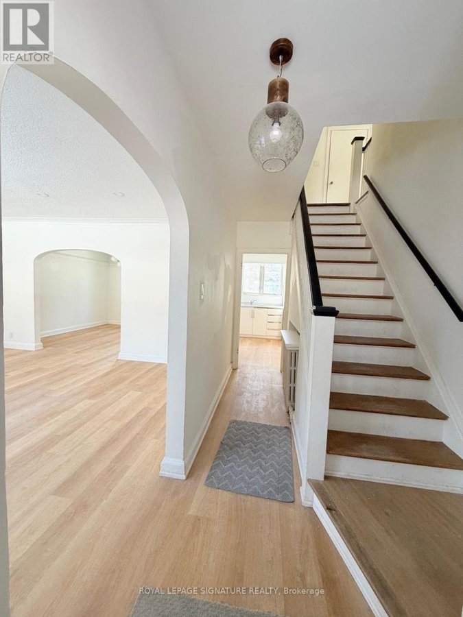 8 BRIDGEVIEW ROAD - Photo 3