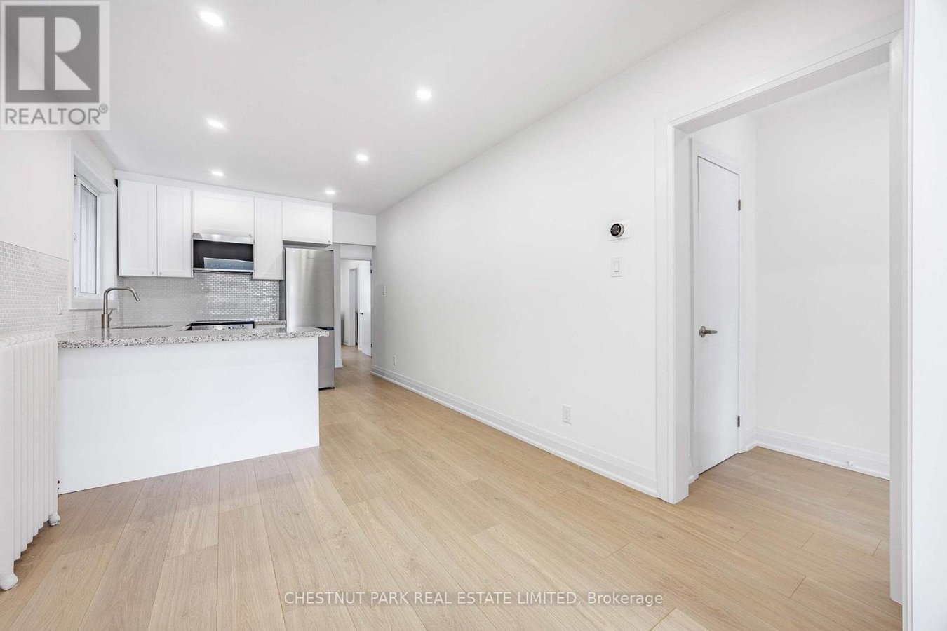 UPPER - 54 MCNAIRN AVENUE - Photo 8
