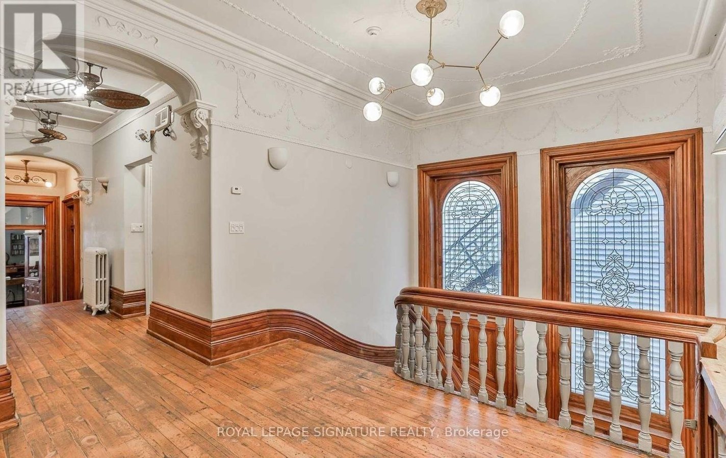 4 WELLESLEY PLACE - Photo 15
