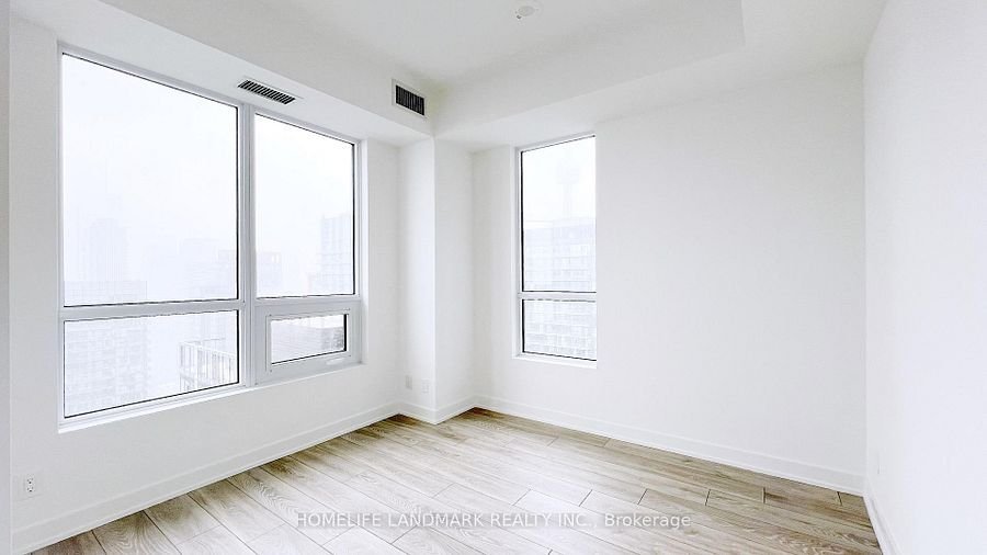 108 Peter Street - Photo 7