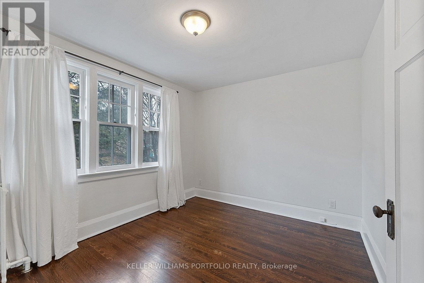145 GLENGROVE AVENUE W - Photo 26