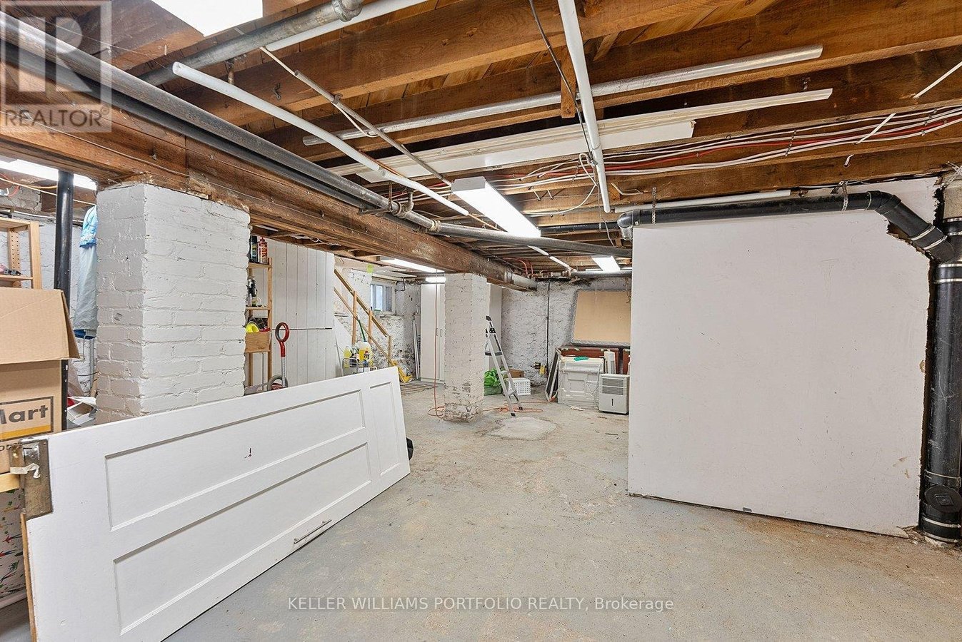 145 GLENGROVE AVENUE W - Photo 39