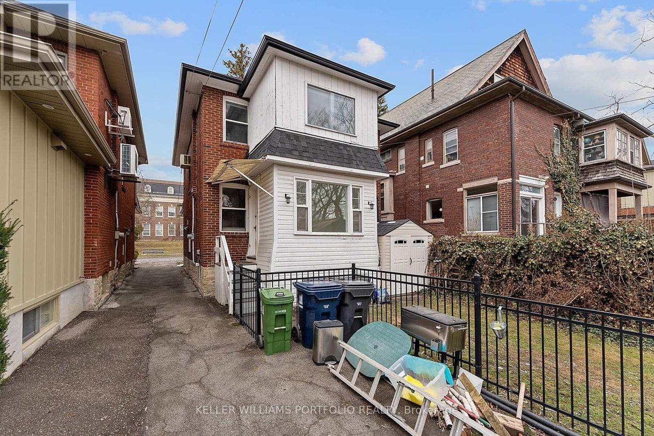 145 GLENGROVE AVENUE W - Photo 49